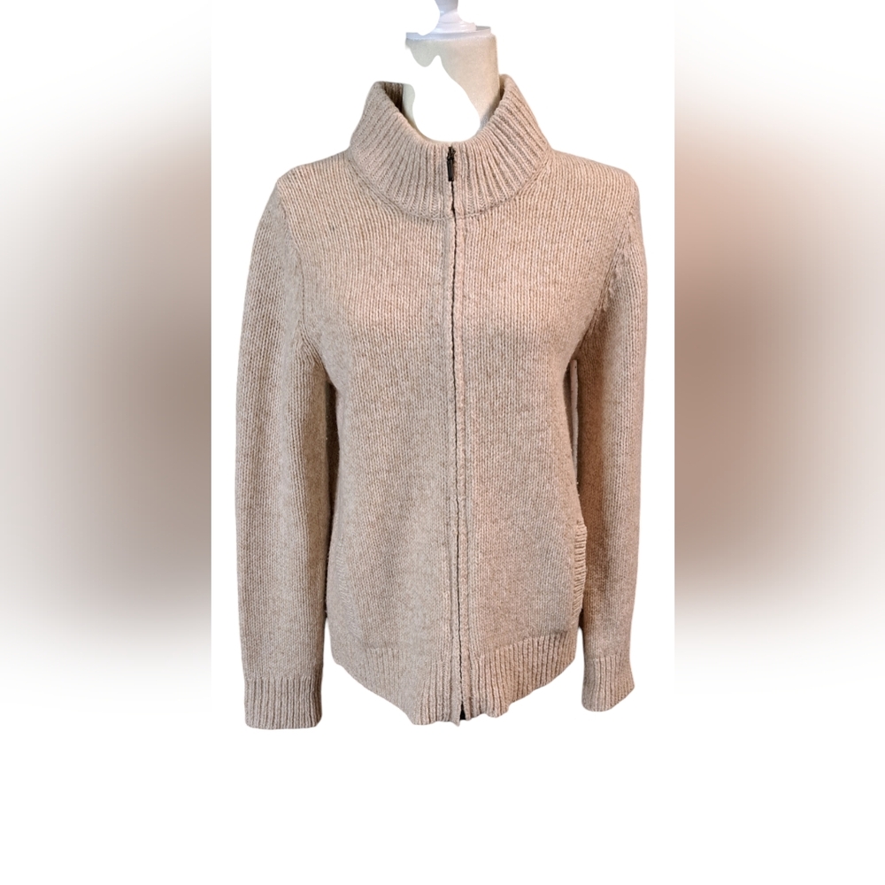 L.L. Bean woman's sweater jacket Medium Regular
